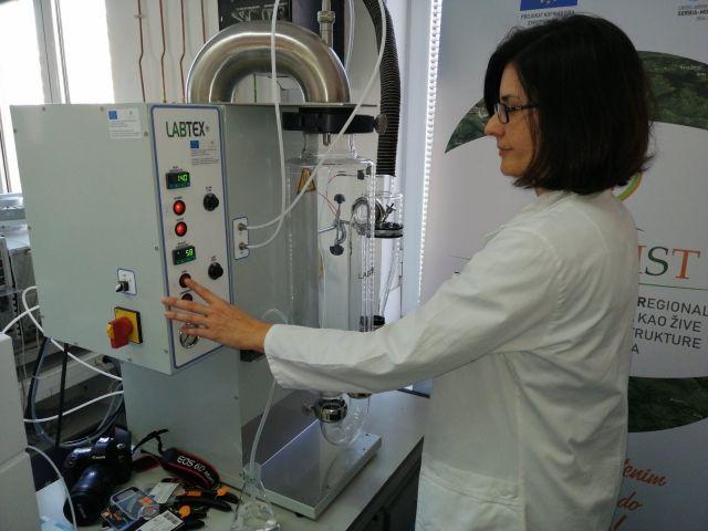 Isporučena savremena laboratorijska oprema Institutu za proučavanje lekovitog bilja „Dr Josif Pančić“