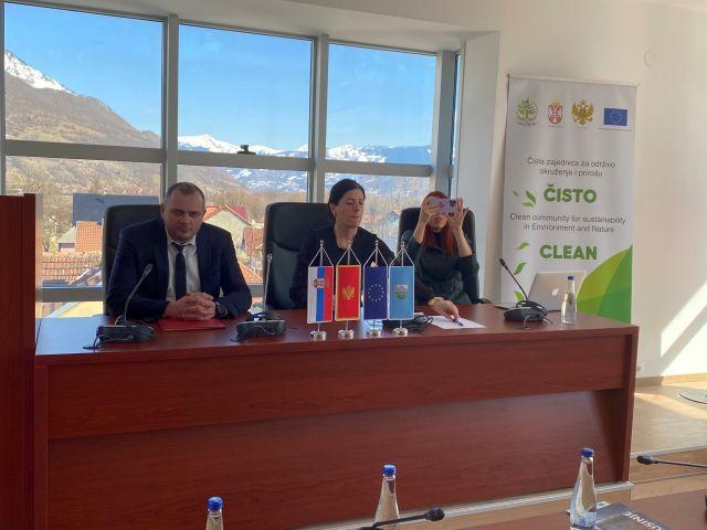 Press conference within the “Clean” project